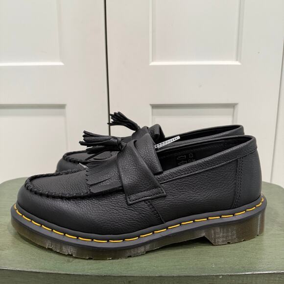 Dr. Martens Shoes - NEW DR. MARTENS ADRIAN TASSEL LOAFERS SZ 9 WOMENS! - 9148
